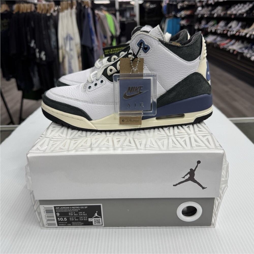 Size 9 - A Ma Maniére x Air Jordan 3 Retro OG SP Diffused Blue HV8571-100